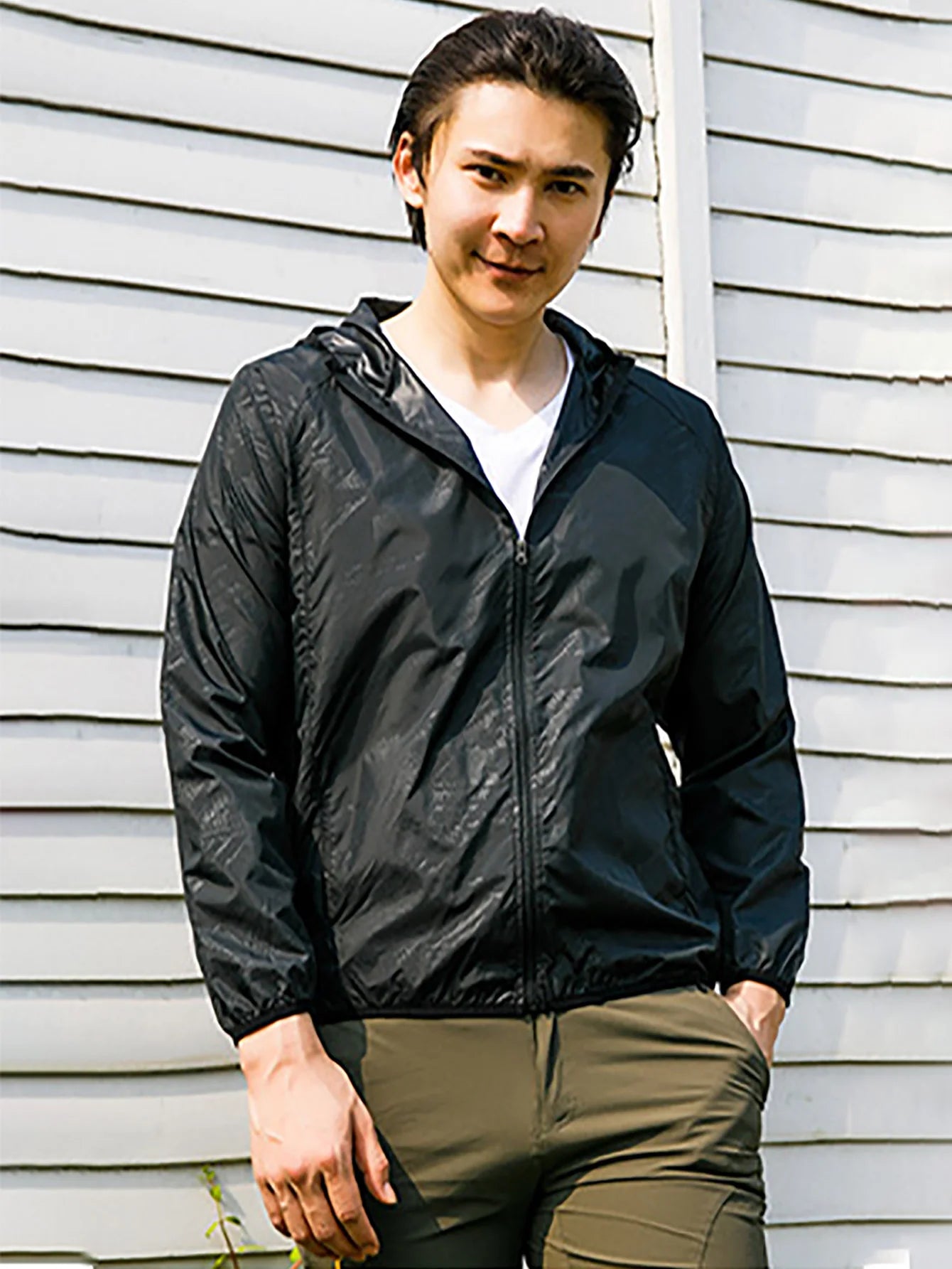 Unisex Waterproof Windbreaker Jacket – Sun Protection & Outdoor Use